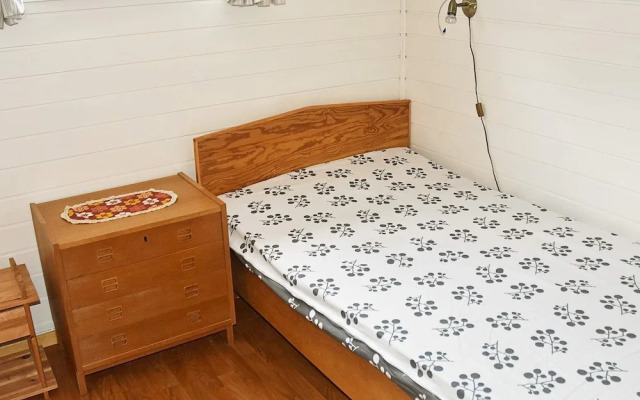 6 Person Holiday Home in Rubbestadneset