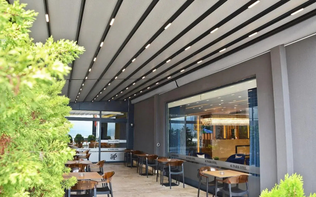 61 Park Hotel