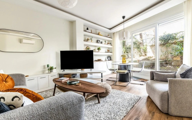 Stylish and Lovely Flat in Kadikoy