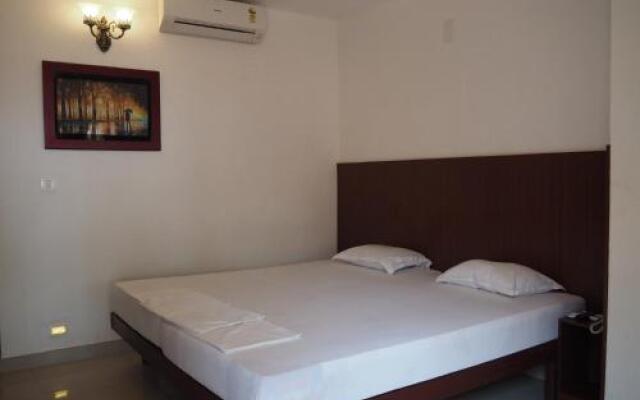 Kan Bay Beach Resort