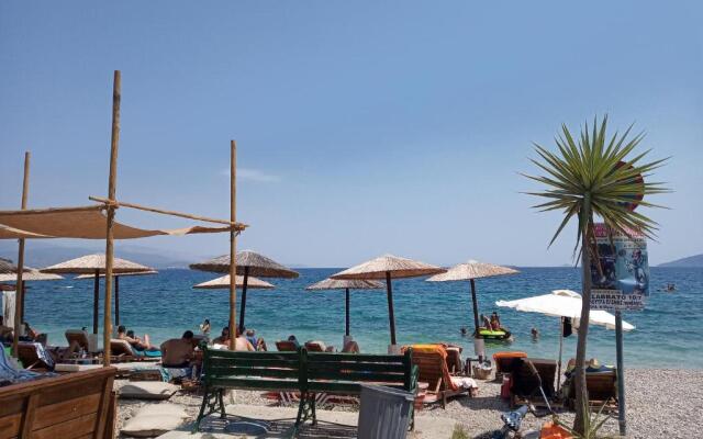Akrokorinthos View House