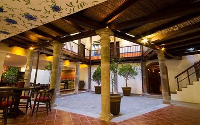 La Casona de la Ronda Hotel Boutique & Luxury Apartments