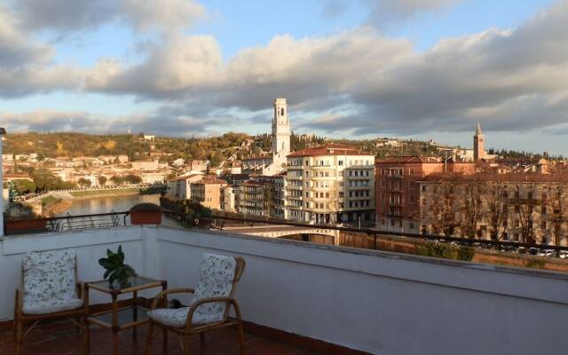 Il Balcone su Verona