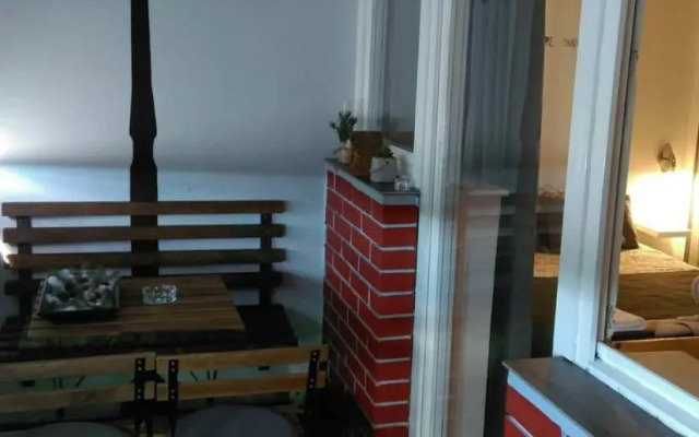 Studio Apartman Ždral