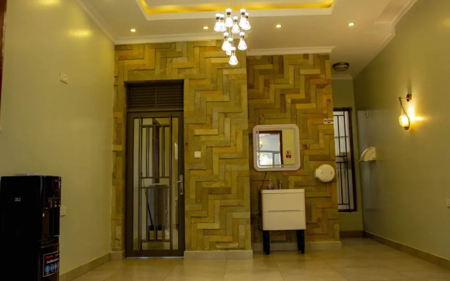 Ally  Ngali Motel
