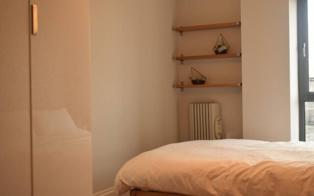 Stunning 2 Bedroom Property in London Fields