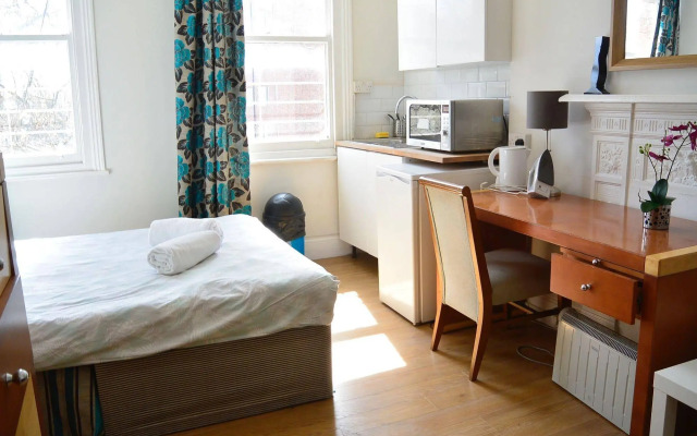 Hostel 7