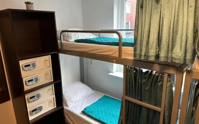 Room Mate Hostel
