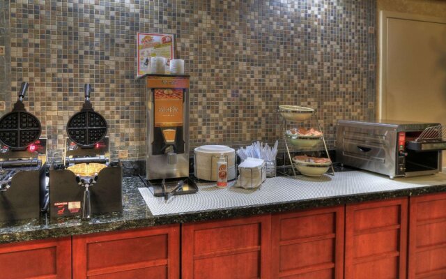 Quality Inn Near the Island Pigeon Forge
