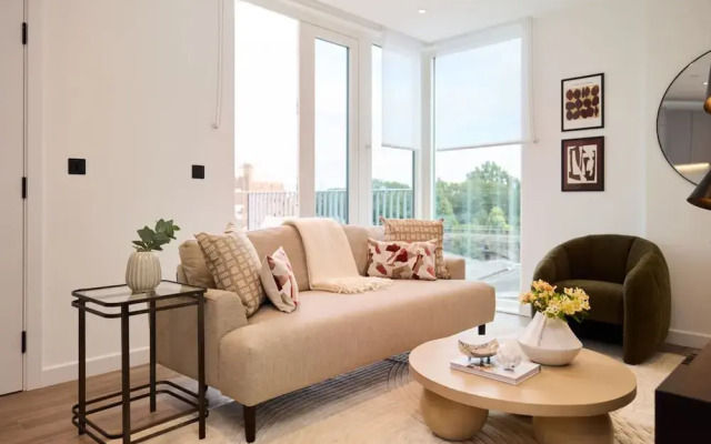The Tottenham Wonder - Pleasing 2bdr Flat With Balcony