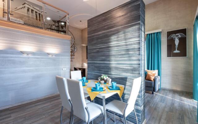 Пять звезд на Ленина 24