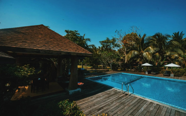 Nana Beach Hotel