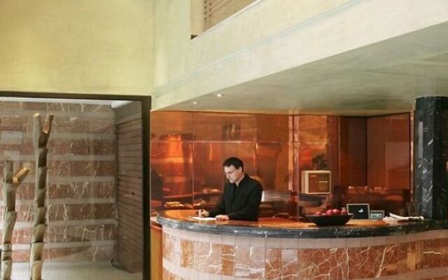 Balmes Residence