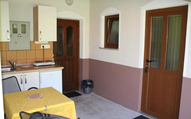 Apartment and Room Natasa