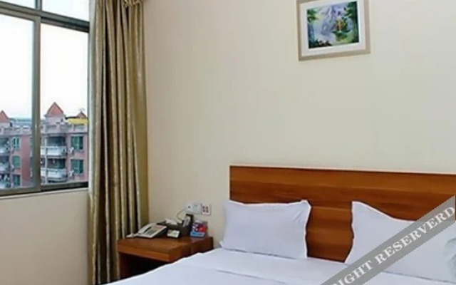 Shengjia Theme Hotel (Guangzhou Dashi Metro Station)