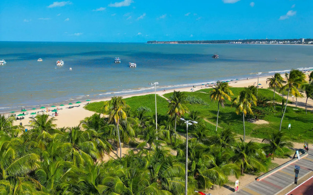 Atlântico Praia Hotel