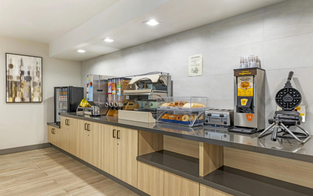 Best Western Chula Vista/Otay Valley Hotel