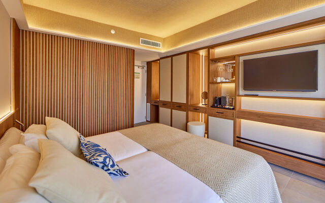 Universal Grand León & Spa