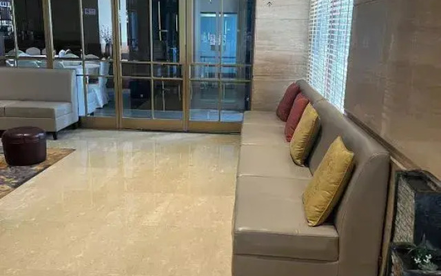 Land Sea Apartments