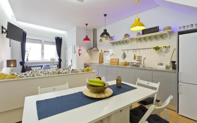 2 Comfortable Stunning Flats - City Center