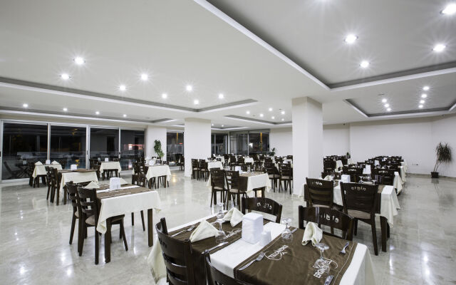 Ergin Hotel