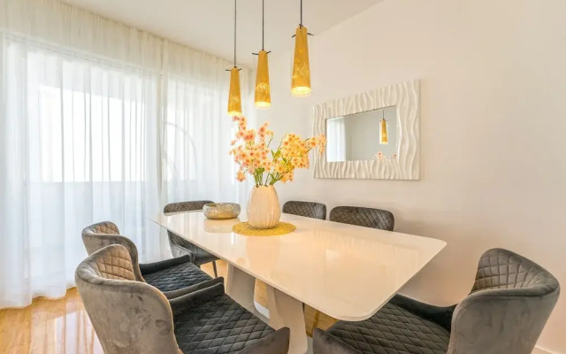 Penthouse Apartment Perla with Jacuzzi