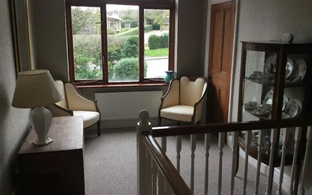 High Hedges Apartments