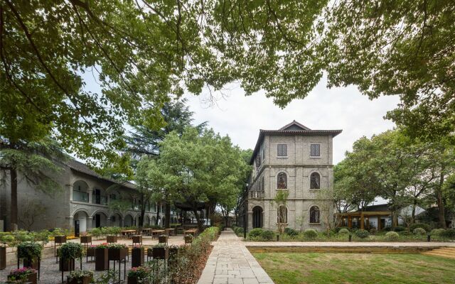 Blossom Hill Hotel Tongli Lizenvxue Branch