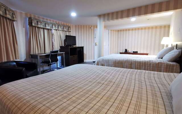 Rodeway Inn & Suites