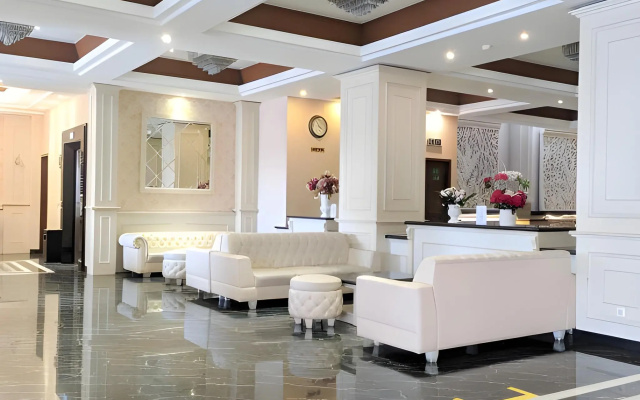 Cor Hotel Purwokerto – Lobby – Purwokerto