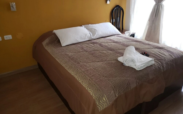 Hostal Monte Real