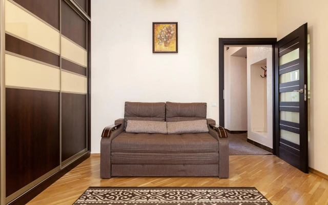 Apartment on Tamanskaya 3/4