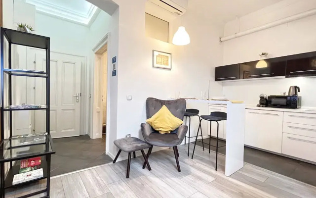 Agape Apartments