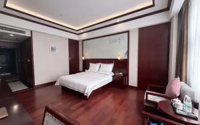 Yingjiang Kangling Hotel