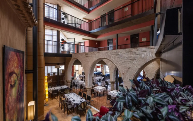 Hotel Monasterio Benedictino.