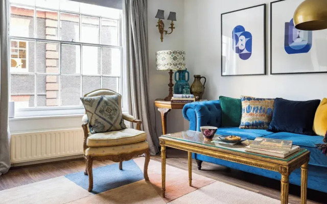 Mayfair W/ac 3-bed-5guests Berkeley Square