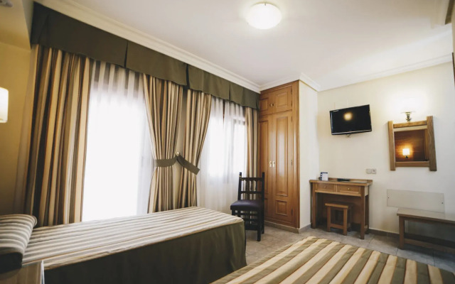 Hostal Los Gavilanes 2