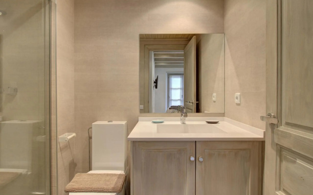 Varrados by Totiaran