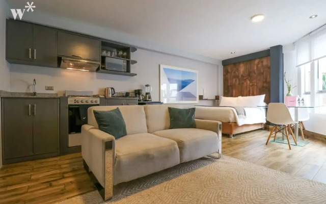 w Industrial and Quiet Studio in Barranco