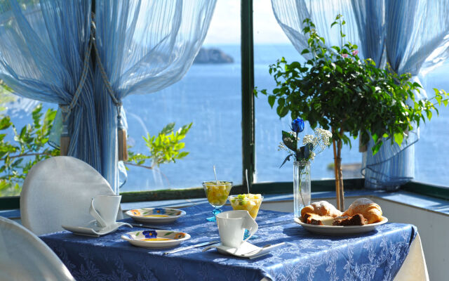 Hotel Torre Saracena