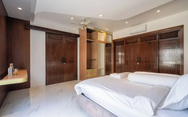 Royal Urban Resort