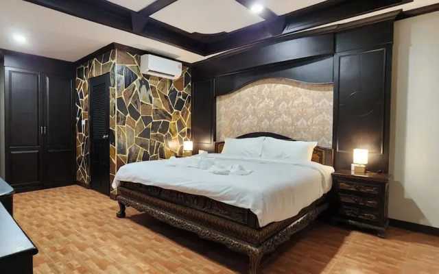 Arya Suites Patong Beach