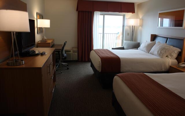 Holiday Inn Express Munising-Lakeview by IHG