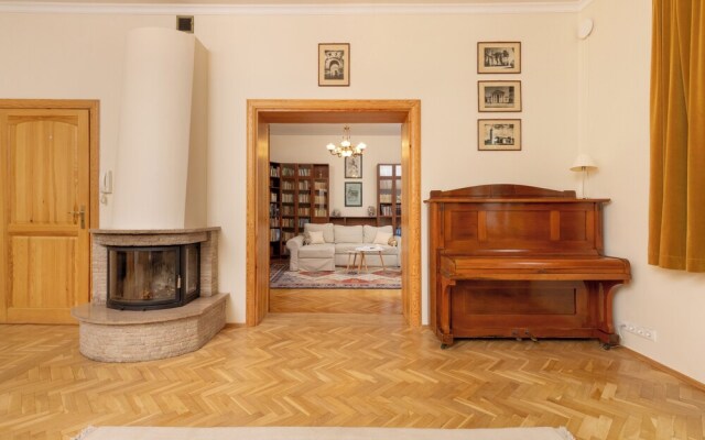 Spacious Sopot Apartment by Renters