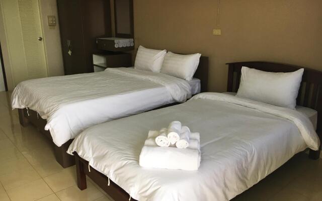 Hotel M Rojana Ayutthaya
