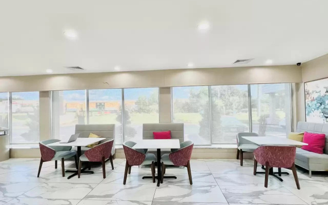 Suburban Studios McDonough South I-75