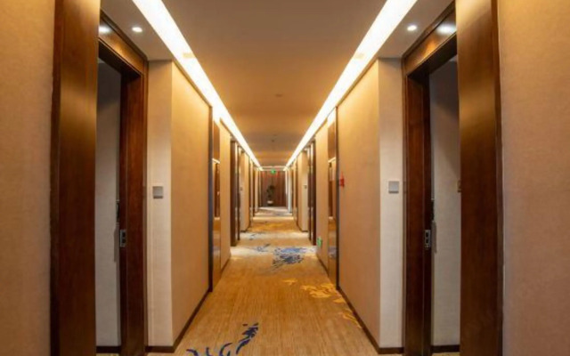 Waterfront Garden Hotel