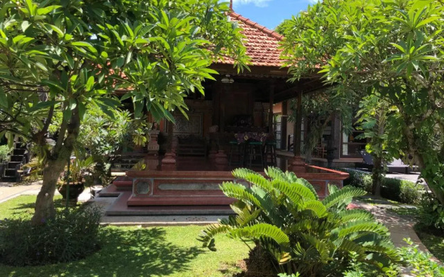 Si Doi Hotel Legian