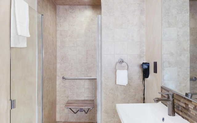 Nite Inn - Walking Distance to Universal Studios Hollywood