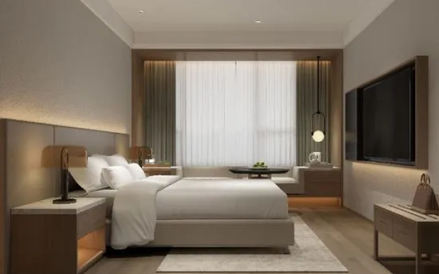 Sanchuan Hotel (Mingzhu Square Huaishang District Government Branch)